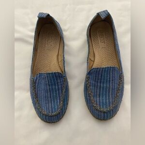 Born Sitton, Women’s Espadrille Loafers. Blue Size 7